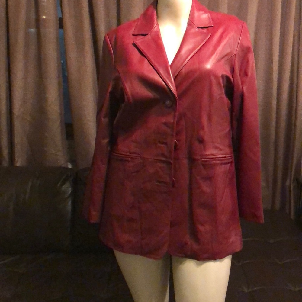 Pamela McCoy Red Leather Blazer. Hot Color 👠🔥💋